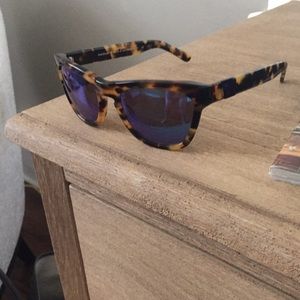 Westward leaning sunglasses